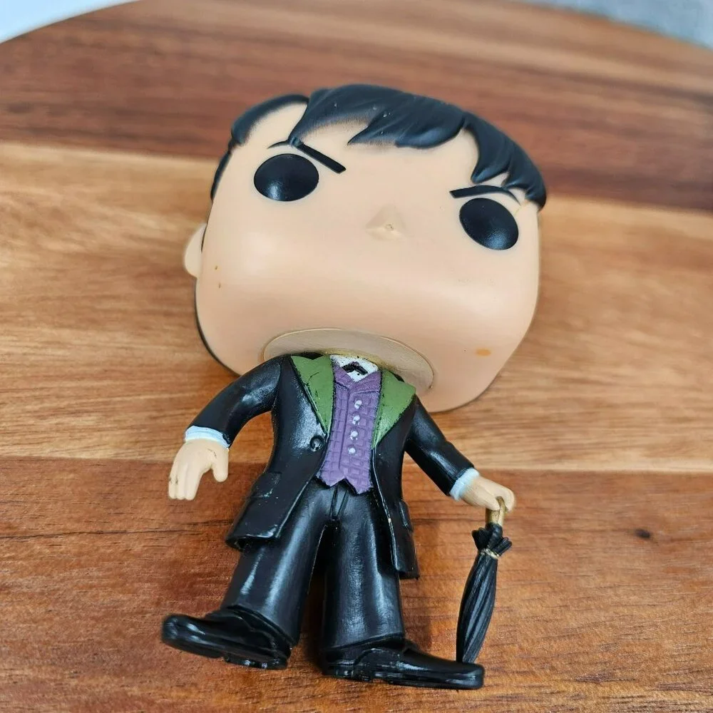 Funko Pop Set of 3 Out of Box Used Played With Flawed Gotham Hostess Ted Lasso - Picture 3 of 12